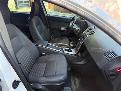 2010 Volvo S40 2.4i - Photo 13 - Los Angeles, CA 90025