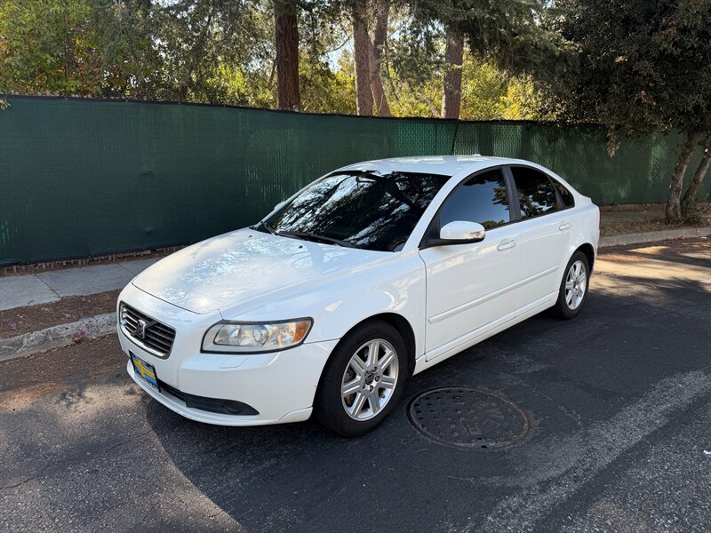 2010 Volvo S40 2.4i  