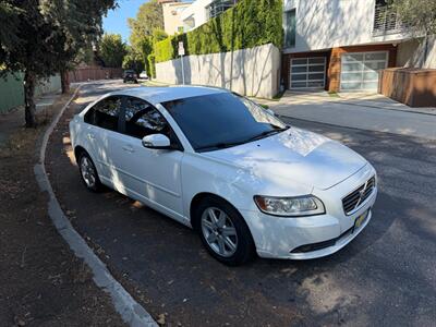 2010 Volvo S40 2.4i - Photo 3 - Los Angeles, CA 90025