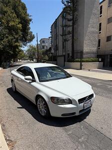 2009 Volvo C70 T5 - Photo 3 - Los Angeles, CA 90025