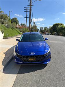 2022 Hyundai ELANTRA Hybrid Blue   - Photo 2 - Los Angeles, CA 90025