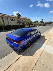 2022 Hyundai ELANTRA Hybrid Blue   - Photo 5 - Los Angeles, CA 90025