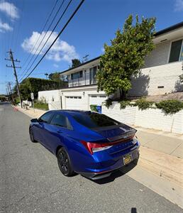 2022 Hyundai ELANTRA Hybrid Blue   - Photo 7 - Los Angeles, CA 90025