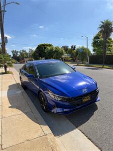 2022 Hyundai ELANTRA Hybrid Blue   - Photo 3 - Los Angeles, CA 90025