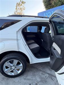 2015 Chevrolet Equinox LT - Photo 18 - Los Angeles, CA 90025