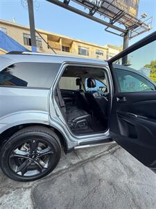 2018 Dodge Journey Crossroad - Photo 17 - Los Angeles, CA 90025