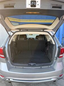 2018 Dodge Journey Crossroad - Photo 20 - Los Angeles, CA 90025