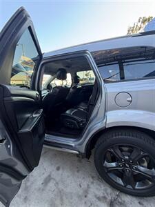 2018 Dodge Journey Crossroad - Photo 16 - Los Angeles, CA 90025