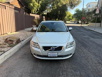 2011 Volvo S40 T5 R-Design - Photo 3 - Los Angeles, CA 90025