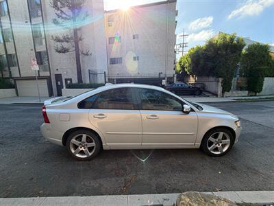 2011 Volvo S40 T5 R-Design - Photo 7 - Los Angeles, CA 90025