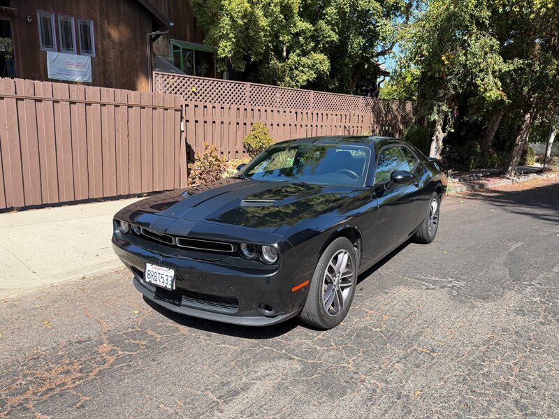 2019 Dodge Challenger SXT   - Photo 1 - Los Angeles, CA 90025