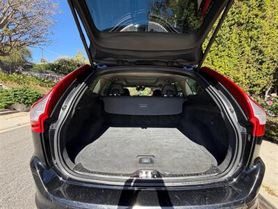 2016 Volvo XC60 T5 Drive-E Platinum   - Photo 10 - Los Angeles, CA 90025