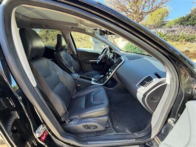 2016 Volvo XC60 T5 Drive-E Platinum   - Photo 13 - Los Angeles, CA 90025