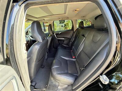 2016 Volvo XC60 T5 Drive-E Platinum   - Photo 15 - Los Angeles, CA 90025