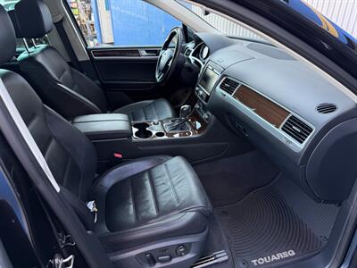 2016 Volkswagen Touareg VR6 Sport - Photo 15 - Los Angeles, CA 90025