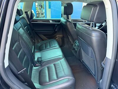 2016 Volkswagen Touareg VR6 Sport - Photo 18 - Los Angeles, CA 90025