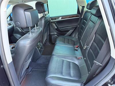 2016 Volkswagen Touareg VR6 Sport - Photo 17 - Los Angeles, CA 90025