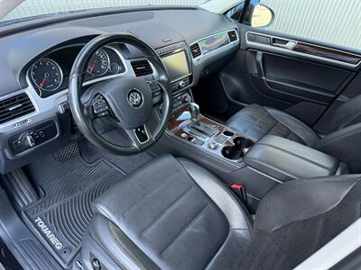 2016 Volkswagen Touareg VR6 Sport - Photo 11 - Los Angeles, CA 90025