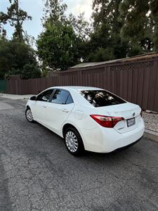 2017 Toyota Corolla LE   - Photo 5 - Los Angeles, CA 90025
