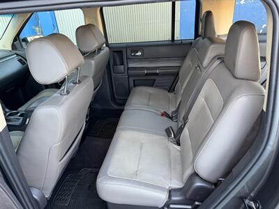 2019 Ford Flex SEL - Photo 17 - Los Angeles, CA 90025