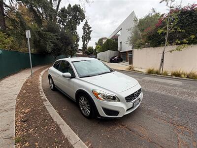 2011 Volvo C30 T5 R-Design - Photo 3 - Los Angeles, CA 90025
