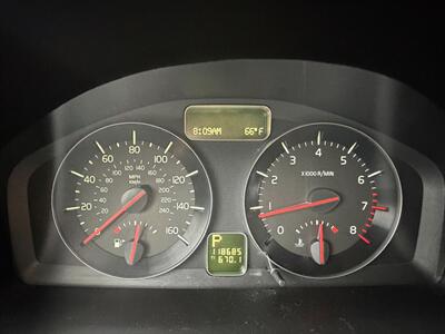 2011 Volvo C30 T5 R-Design - Photo 12 - Los Angeles, CA 90025