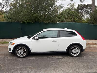 2011 Volvo C30 T5 R-Design - Photo 4 - Los Angeles, CA 90025