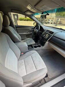 2016 Toyota Camry LE   - Photo 16 - Los Angeles, CA 90025