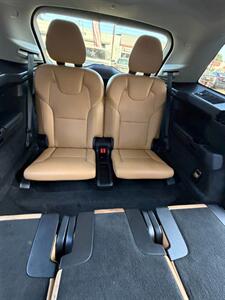 2016 Volvo XC90 T6 Momentum - Photo 14 - Los Angeles, CA 90025