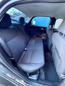 2015 Ford Focus SE - Photo 17 - Los Angeles, CA 90025