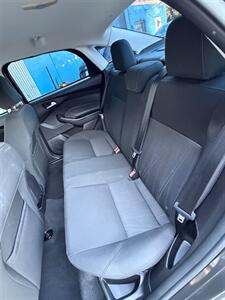 2015 Ford Focus SE - Photo 16 - Los Angeles, CA 90025