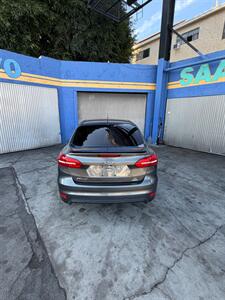 2015 Ford Focus SE - Photo 6 - Los Angeles, CA 90025