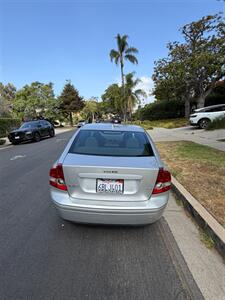 2007 Volvo S40 2.4i   - Photo 5 - Los Angeles, CA 90025