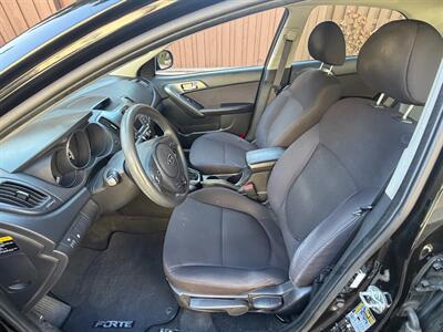 2013 Kia Forte EX - Photo 11 - Los Angeles, CA 90025