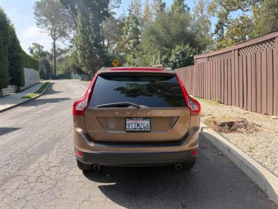 2010 Volvo XC60 T6 - Photo 8 - Los Angeles, CA 90025