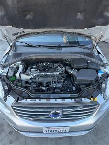 2016 Volvo XC60 T5 Drive-E Premier - Photo 11 - Los Angeles, CA 90025