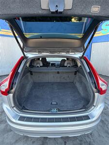 2016 Volvo XC60 T5 Drive-E Premier - Photo 12 - Los Angeles, CA 90025