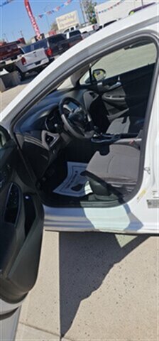 2018 Chevrolet Cruze LS Auto - Photo 3 - Phoenix, AZ 85006