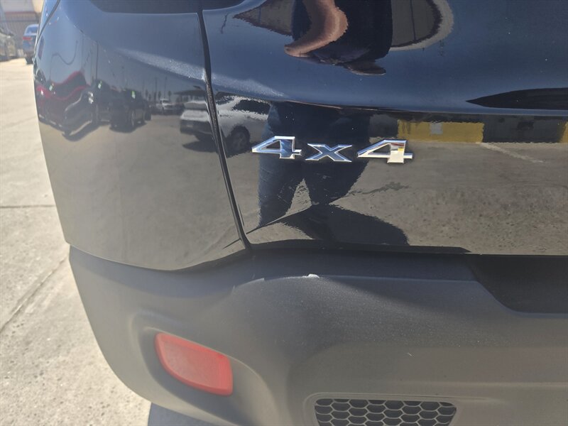 2018 Jeep Renegade Latitude - Photo 9 - Phoenix, AZ 85006