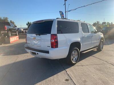 2012 Chevrolet Suburban LT 1500   - Photo 12 - Phoenix, AZ 85006