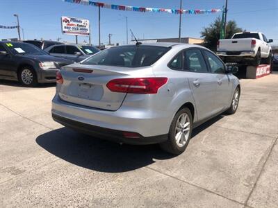 2017 Ford Focus SE   - Photo 8 - Phoenix, AZ 85006