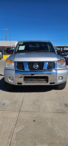 2012 Nissan Titan SV