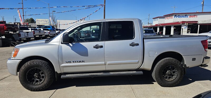 2012 Nissan Titan SV - Photo 2 - Phoenix, AZ 85006