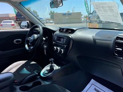 2015 Kia Soul   - Photo 6 - Phoenix, AZ 85006