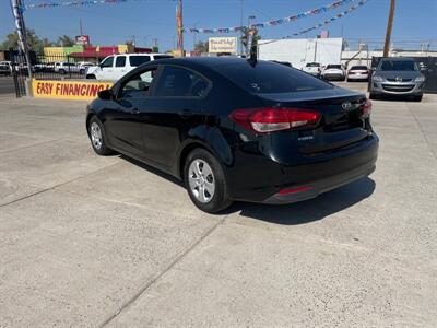 2018 Kia Forte LX   - Photo 8 - Phoenix, AZ 85006