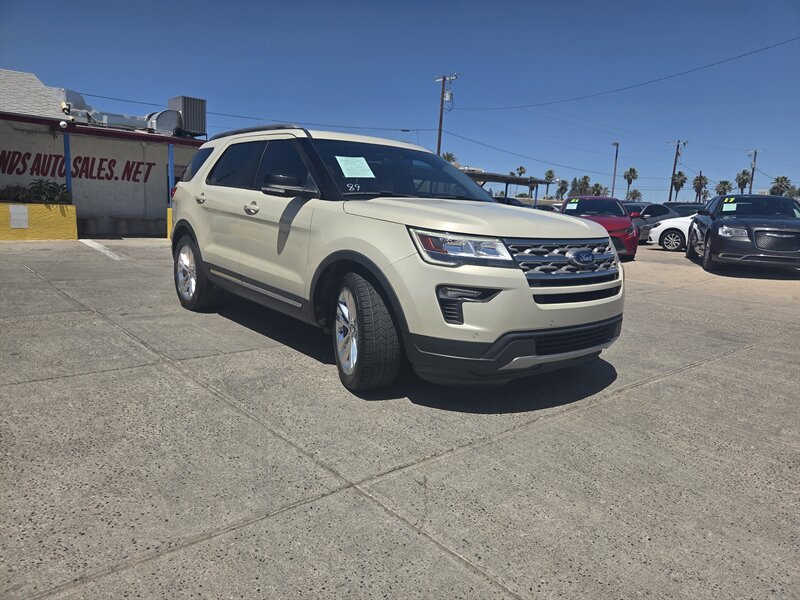 2018 Ford Explorer XLT - Photo 14 - Phoenix, AZ 85006
