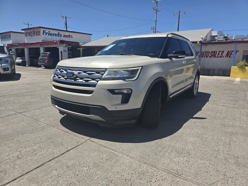 2018 Ford Explorer XLT - Photo 2 - Phoenix, AZ 85006