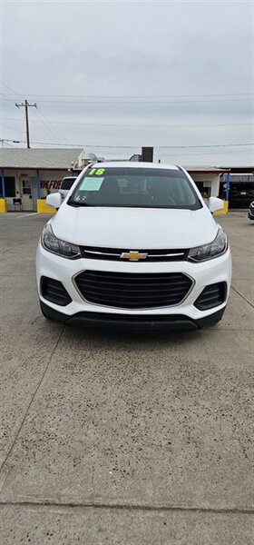 2018 Chevrolet Trax LS   - Photo 1 - Phoenix, AZ 85006