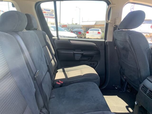 2011 Nissan Armada SV - Photo 8 - Phoenix, AZ 85006