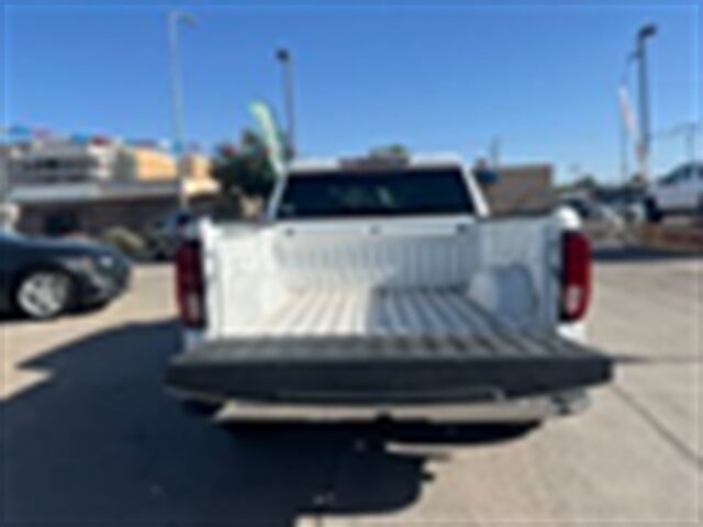 2020 GMC Sierra 1500 - Photo 4 - Phoenix, AZ 85006